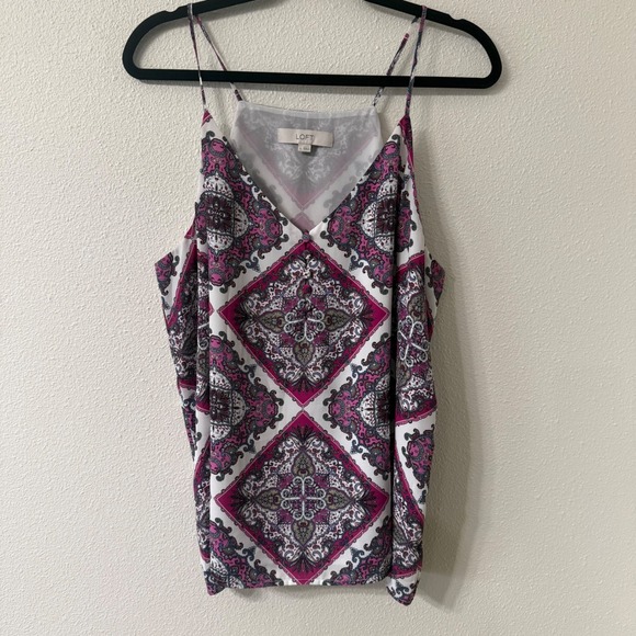 LOFT Tops - LOFT Womens XL Magenta Medallion Paisley Lightweight V-Neck Lined Camisole